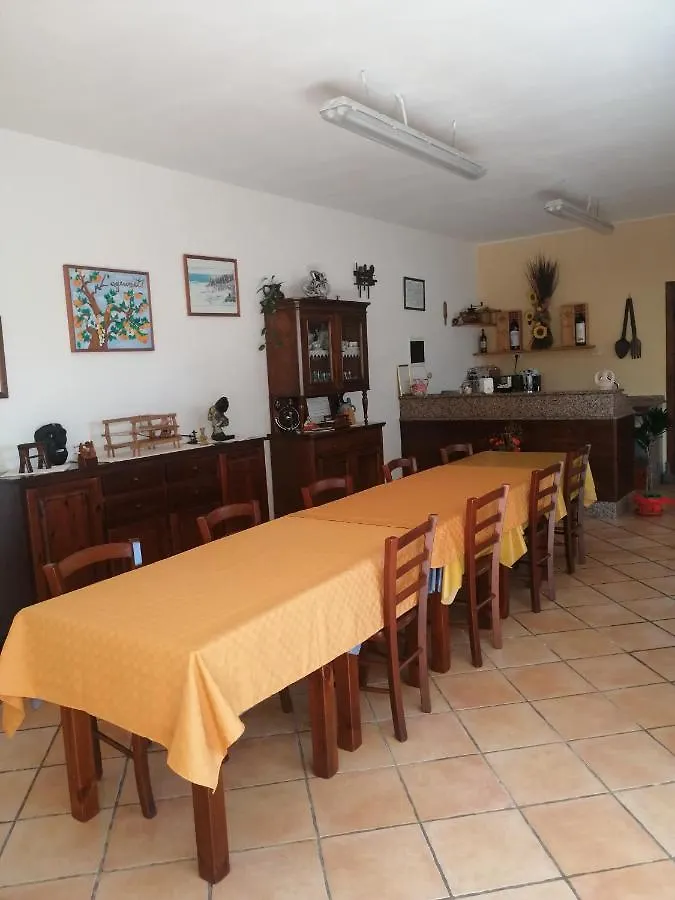 Agriturismo L' Agrumeto Villa Girasole İtalya