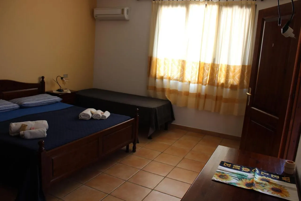 Alloggio per agriturismo Agriturismo L' Agrumeto Villa Girasole